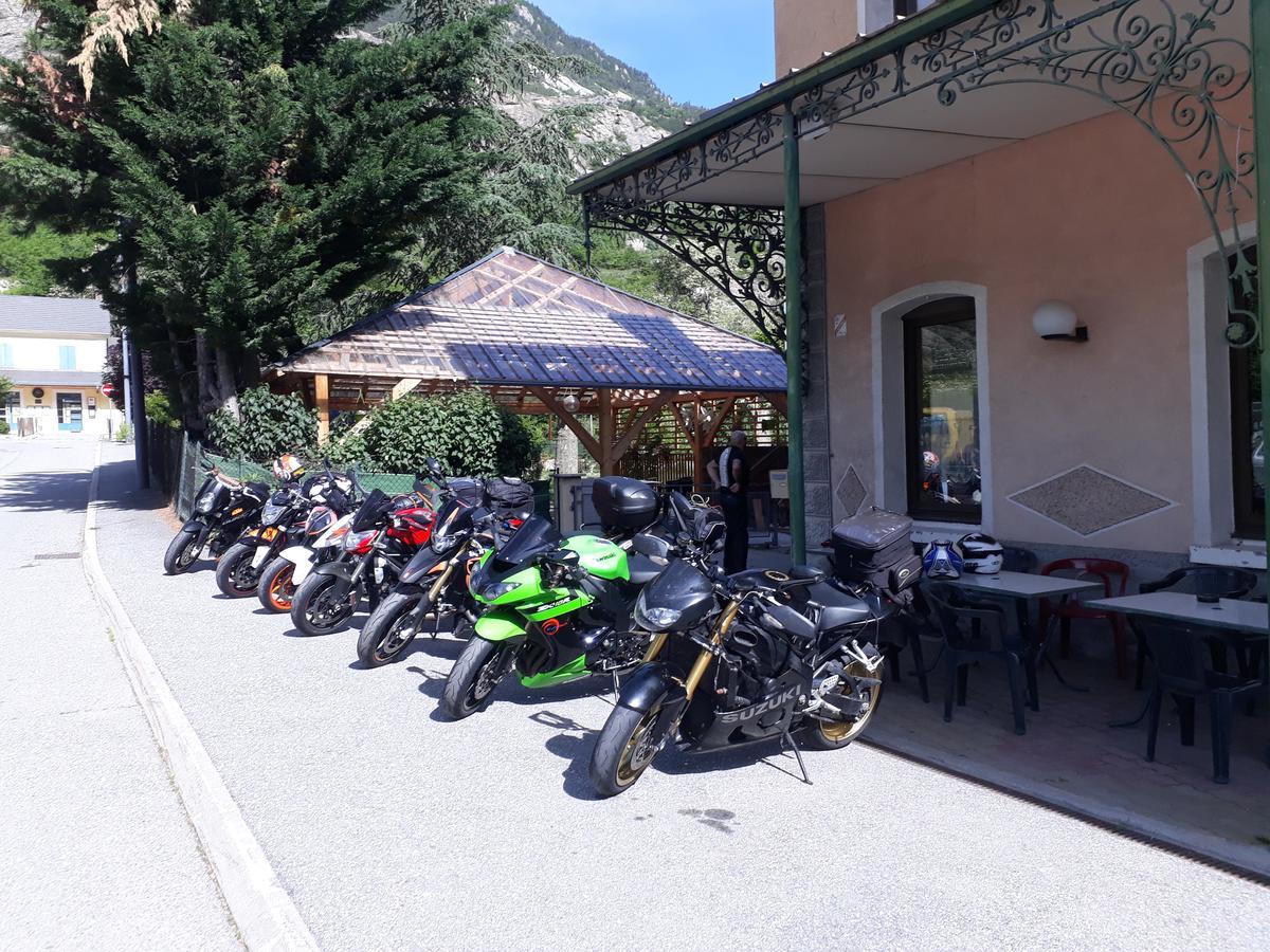 Hotel La Gare LʼArgentière-la-Bessée Dış mekan fotoğraf